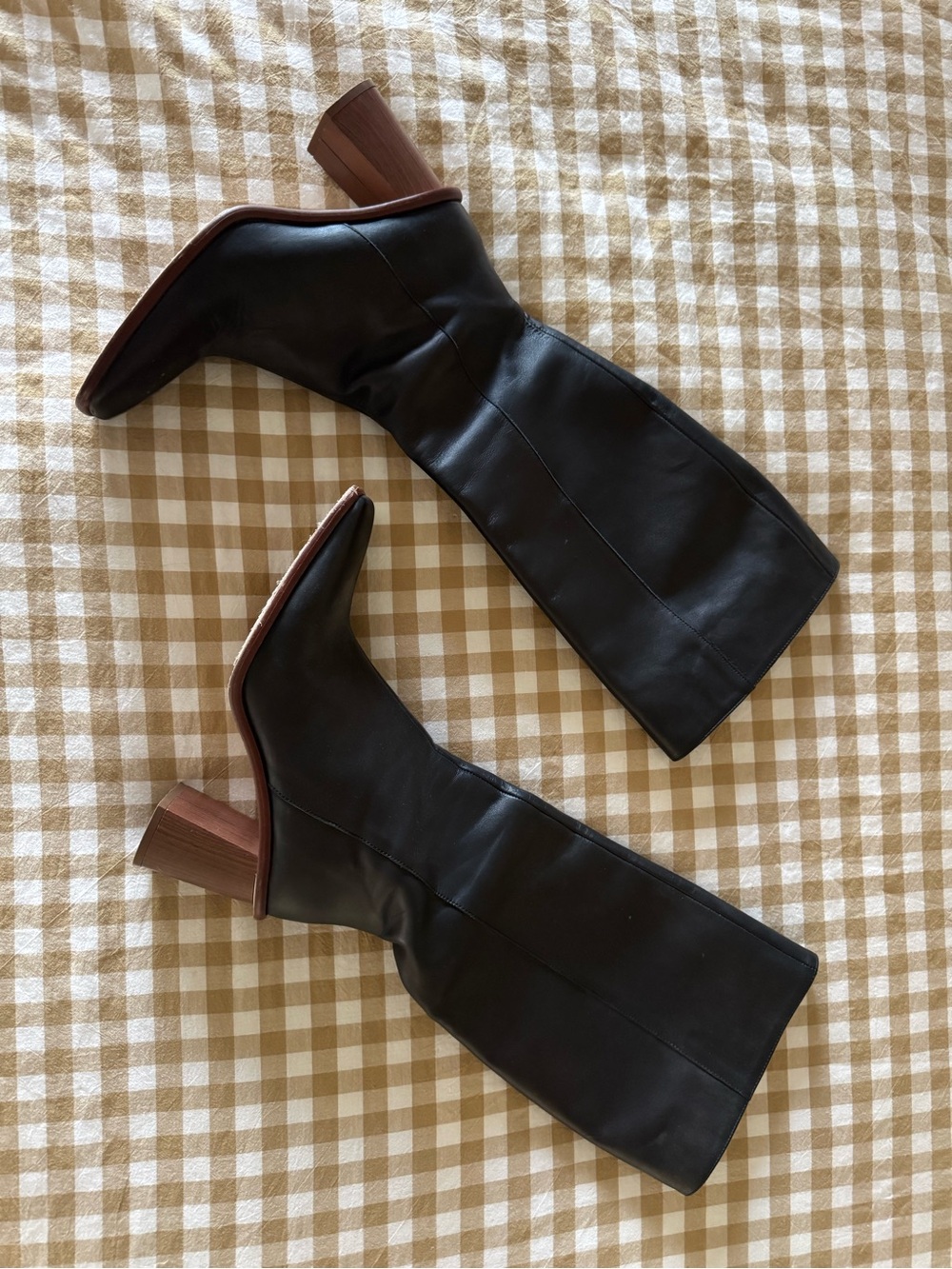 ALOHAS Black Over-the-Knee Leather Boots with Block Heel - Picture 3 of 7